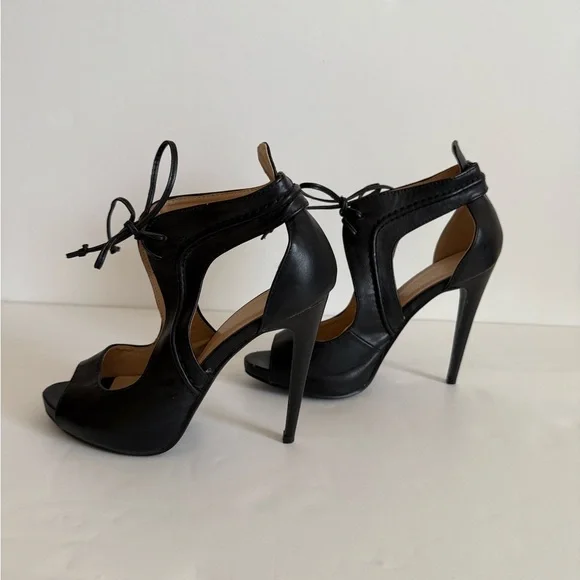 Adriana New York Black Heels - Picture 11 of 12